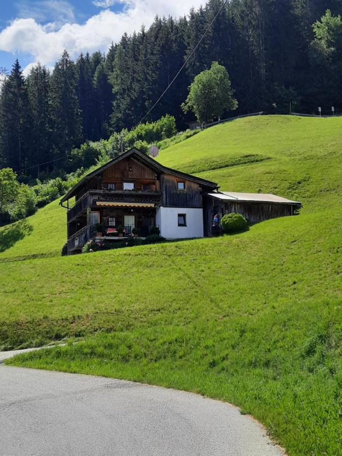 Villa Ferienhaeuschen Rahm Hainzenberg Esterno foto